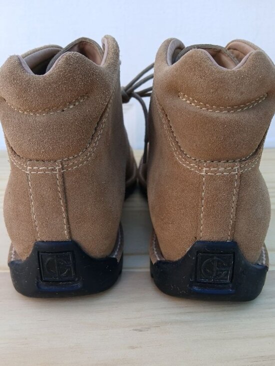 Cole Haan Suede Chukka Boots Brown Lace Up Comfort Sole Size US 9.5 Casual main image 9